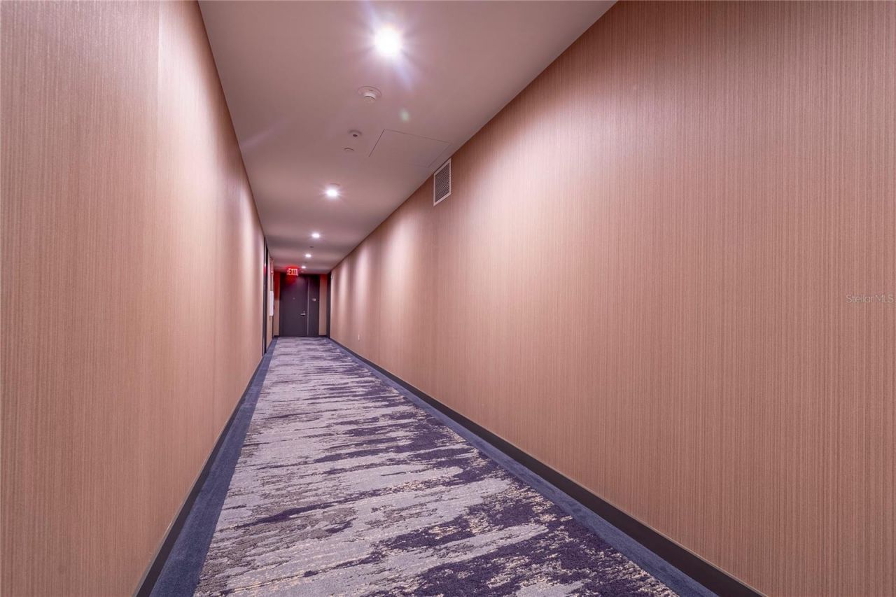 400 Central Avenue, Unit 1106, Saint Petersburg, FL 33701 Photo