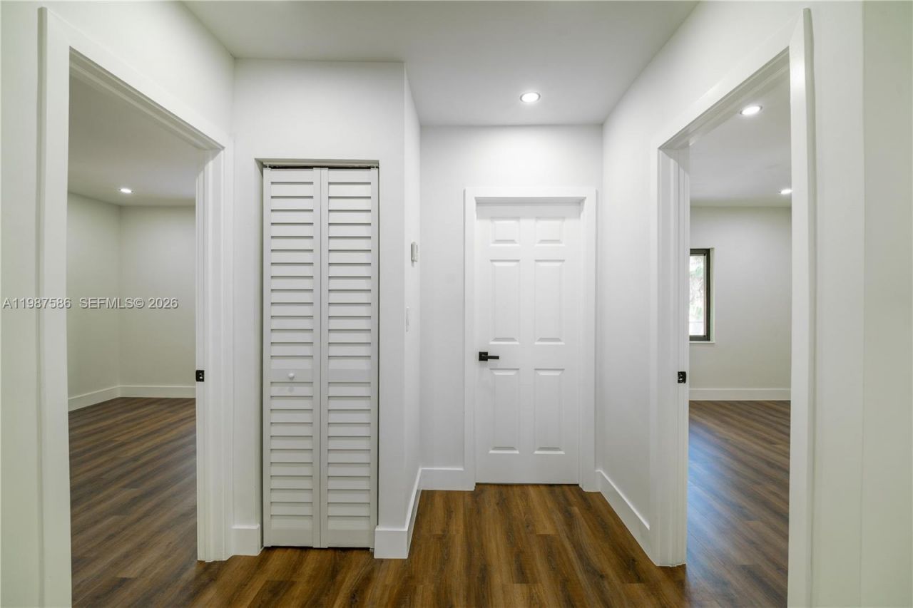 220 NW 144th St, Miami, FL 33168 Photo