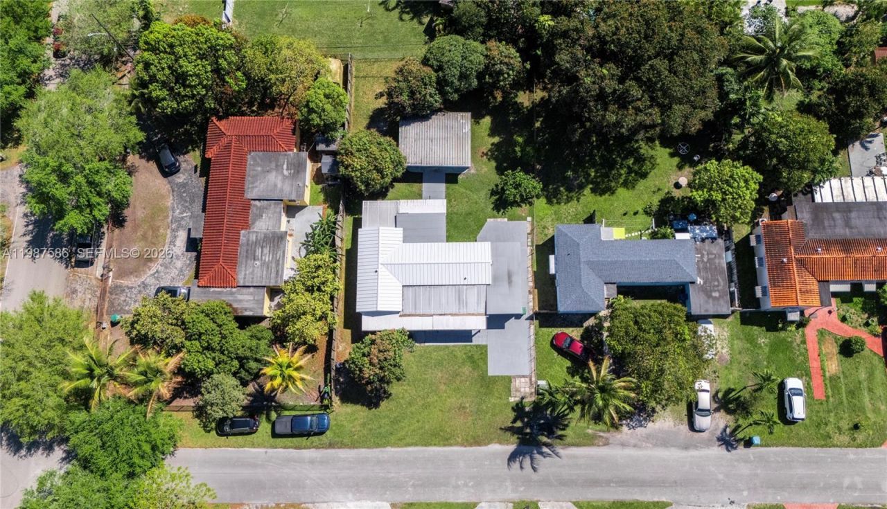 220 NW 144th St, Miami, FL 33168 Photo