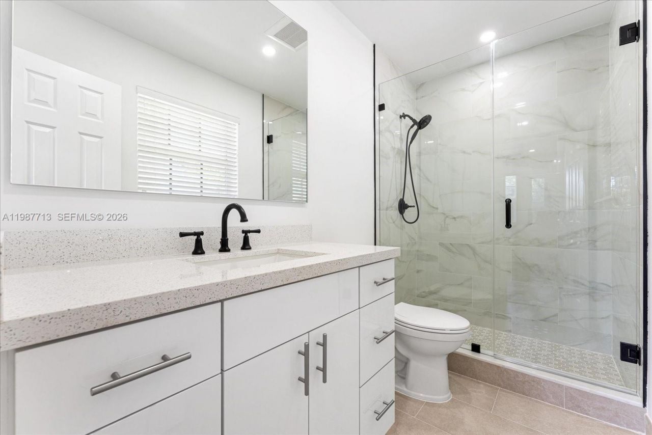 3619 S Le Jeune Rd, Unit 1, Coral Gables, FL 33134 Photo