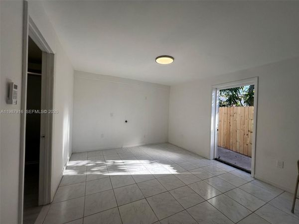 Unit 1, Miami, FL 33165