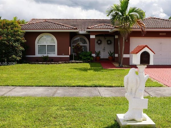 14856 SW 174th St, Miami, FL 33187