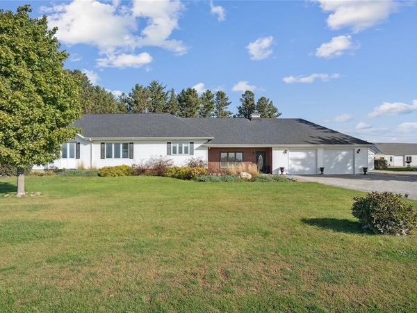 13214 S 112th Avenue E, Sully, IA 50251