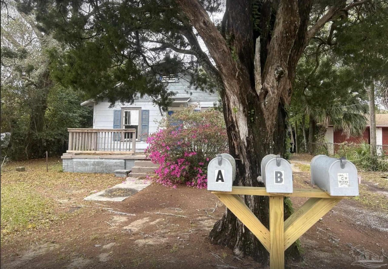 115 N I St, Pensacola, FL 32501 Main Photo