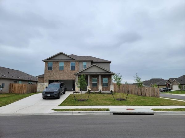 100 Red Buckeye ST , Hutto, TX 78634
