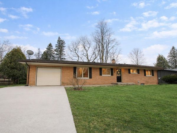 108 Meadowlark Lane, La Porte, IN 46350