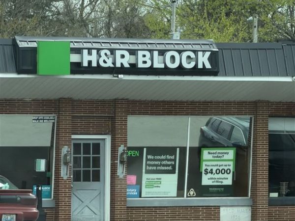 1808 Old Gallatin Road , Scottsville, KY 42164