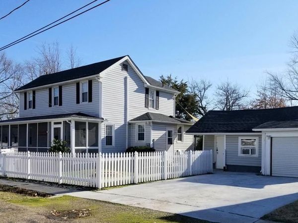 300 LAFAYETTE STREET, COLONIAL BEACH, VA 22443