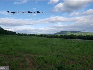 40975 YAKEY, LOVETTSVILLE, VA 20180