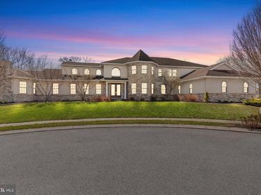 52 VIOLETS PATH, ELIZABETHTOWN, PA 17022