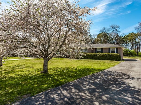 120 Roberta Dr, Hendersonville, TN 37075