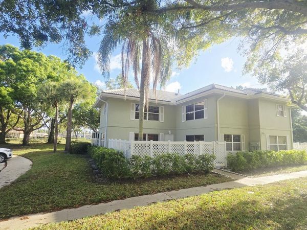 1956 Hartford Court, West Palm Beach, FL 33409