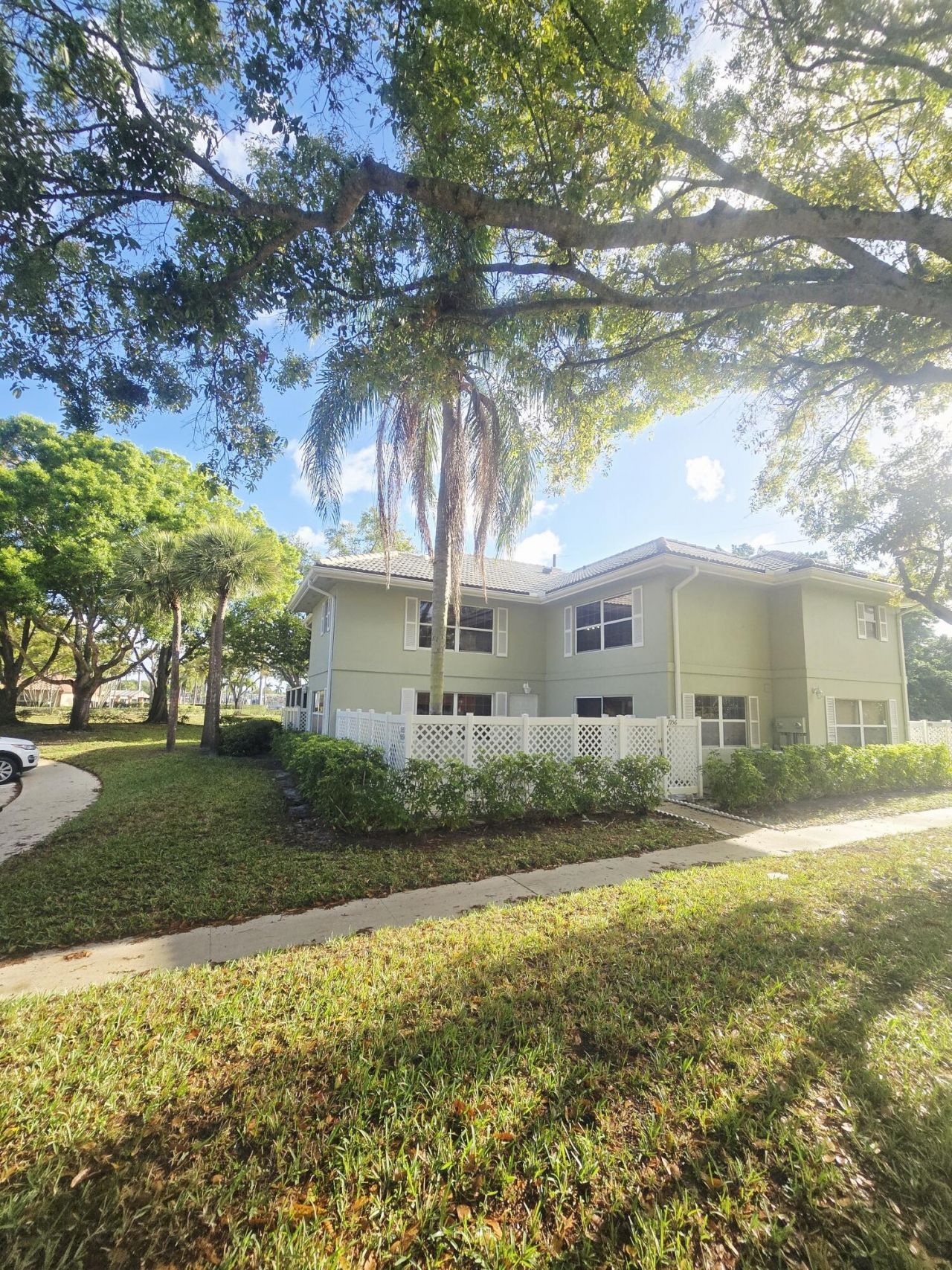 1956 Hartford Court, West Palm Beach, FL 33409 Photo