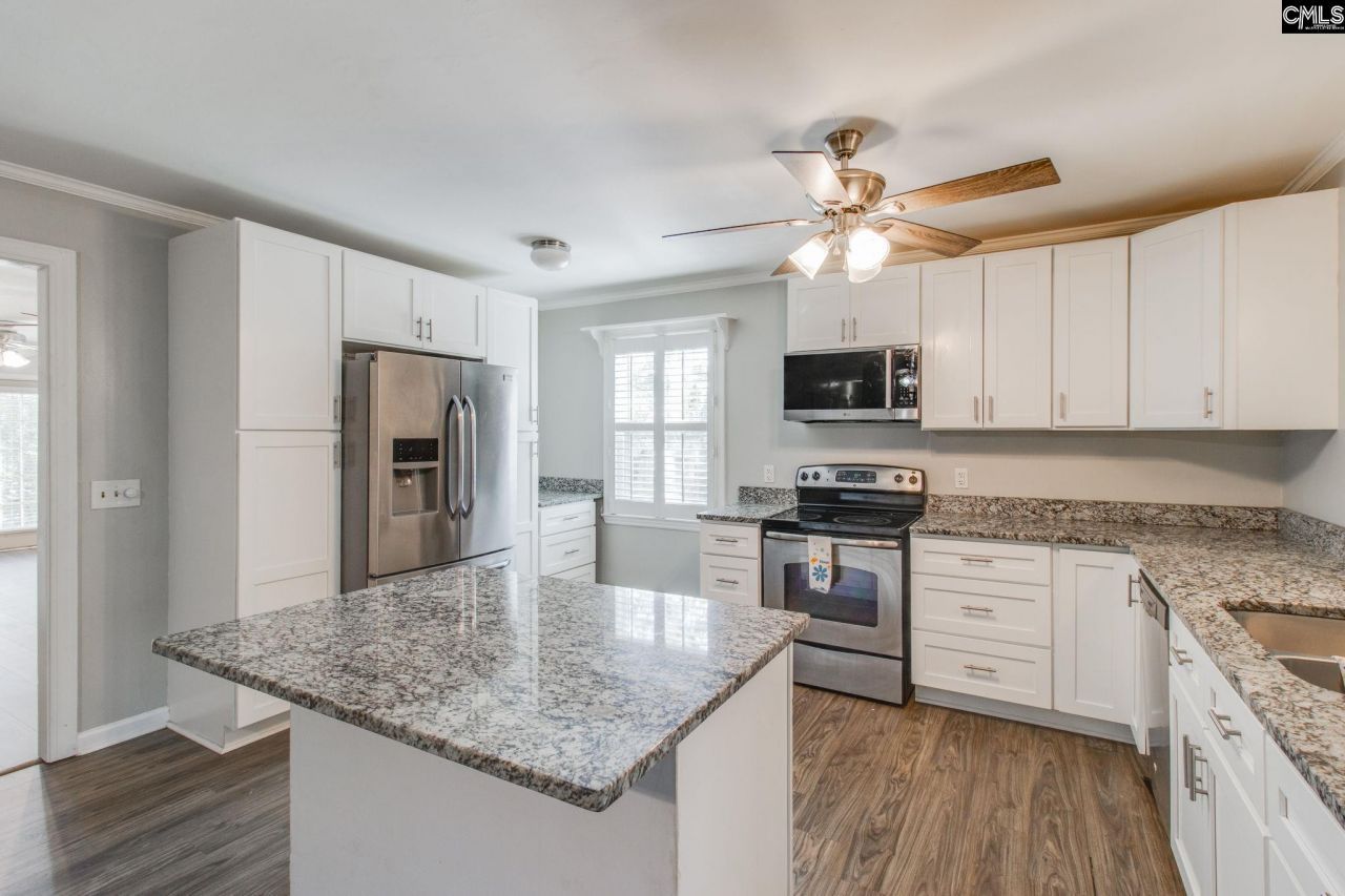 104 Sweet Springs Court  Photo 5