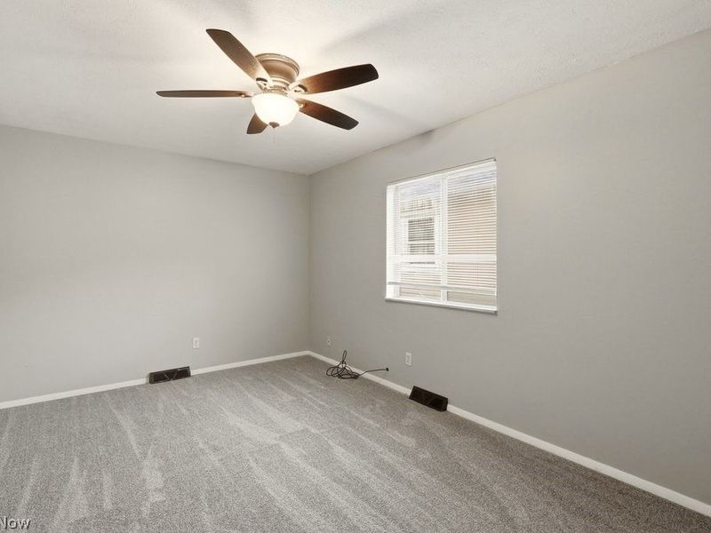 329 Dennison Avenue, Akron, OH 44312 Photo 11