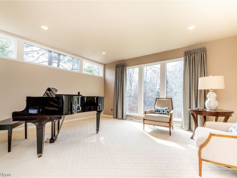 2505 Cedarwood Road, Pepper Pike, OH 44124 Photo 4