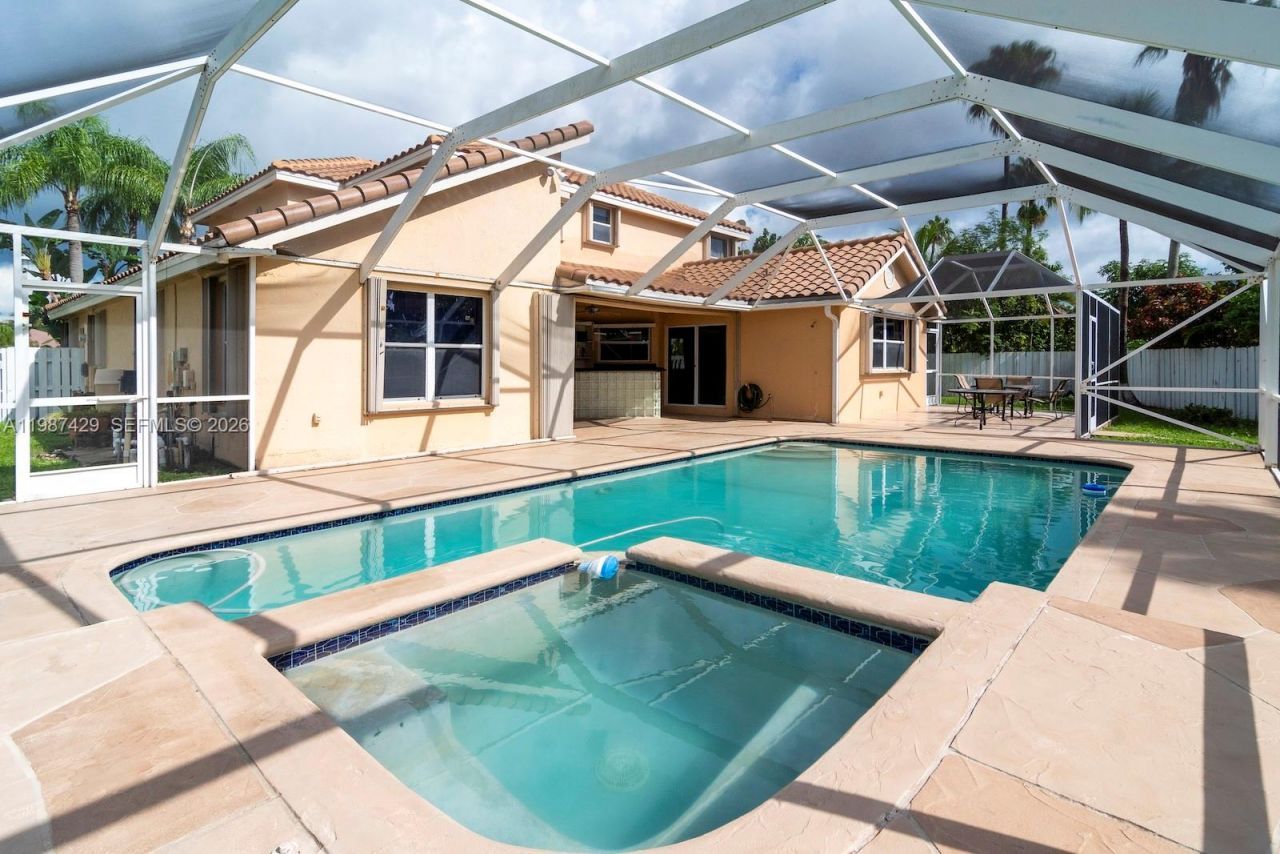 2293 SW 182nd Way , Miramar, FL 33029 Photo