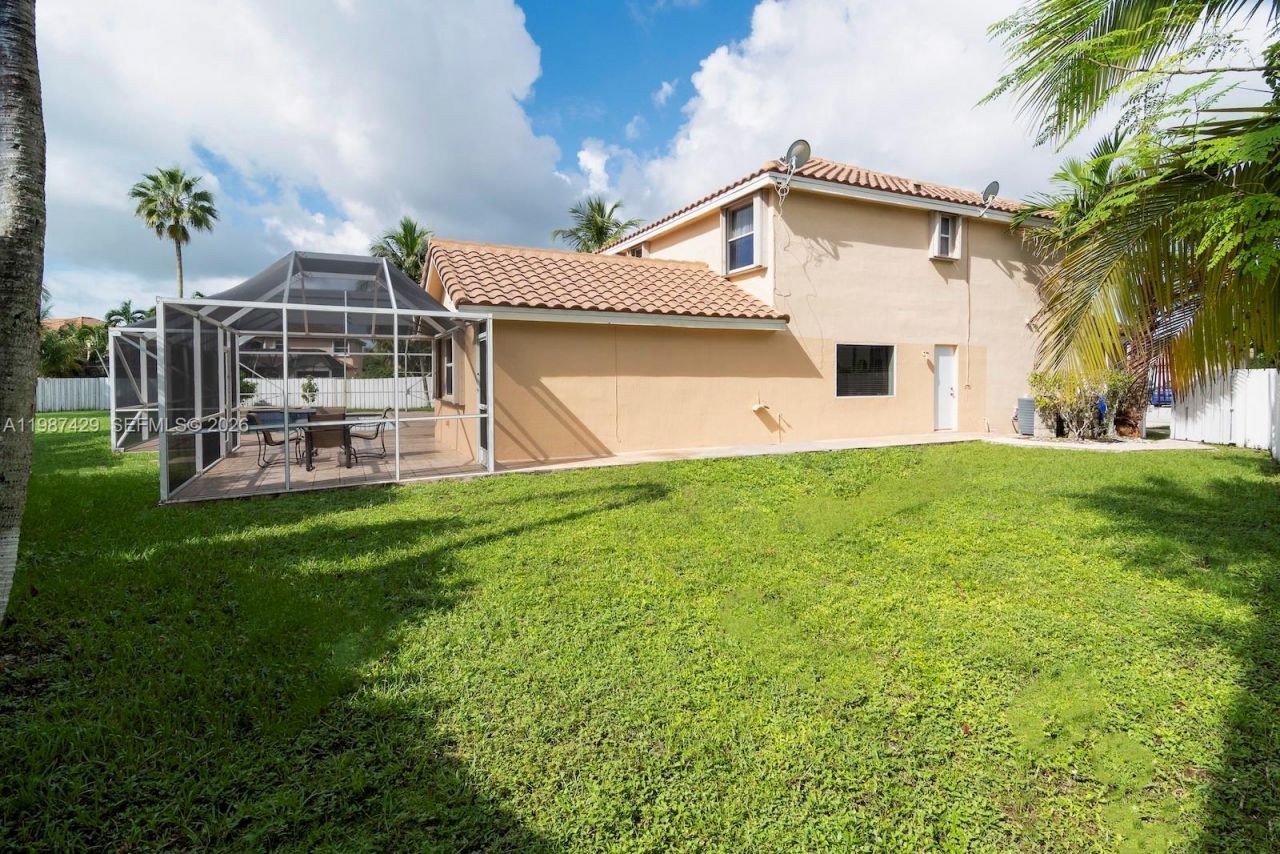 2293 SW 182nd Way , Miramar, FL 33029 Photo