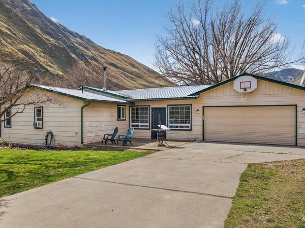 100 Park, Riggins, ID 83549