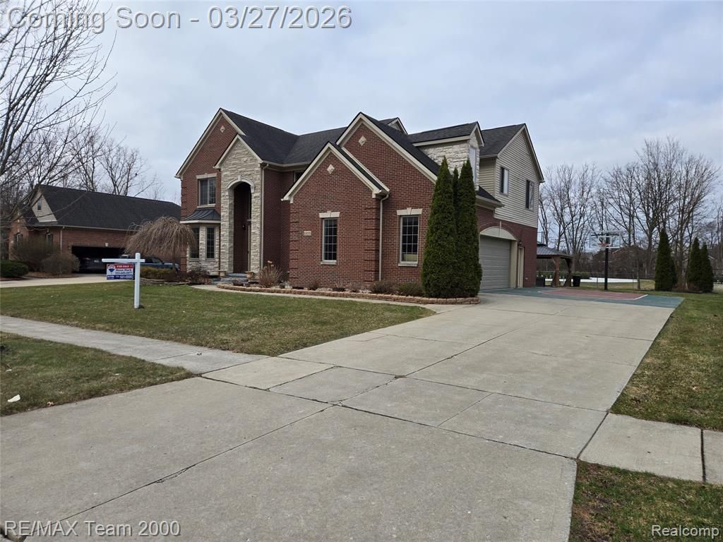 1055 Ashton Woods Drive, Canton, MI 48187 Main Photo