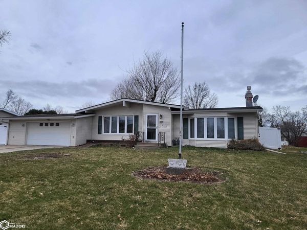 2109 S 5Th Street, Marshalltown, IA 50158