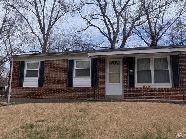 10316 Royal Drive, Moline Acres, MO 63136