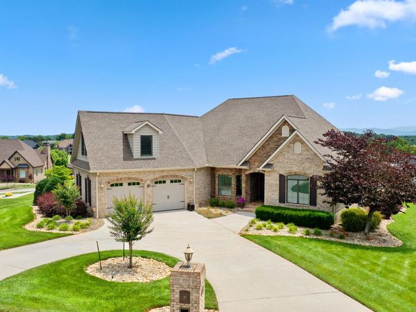 117 Red Hawk Drive, Vonore, TN 37885