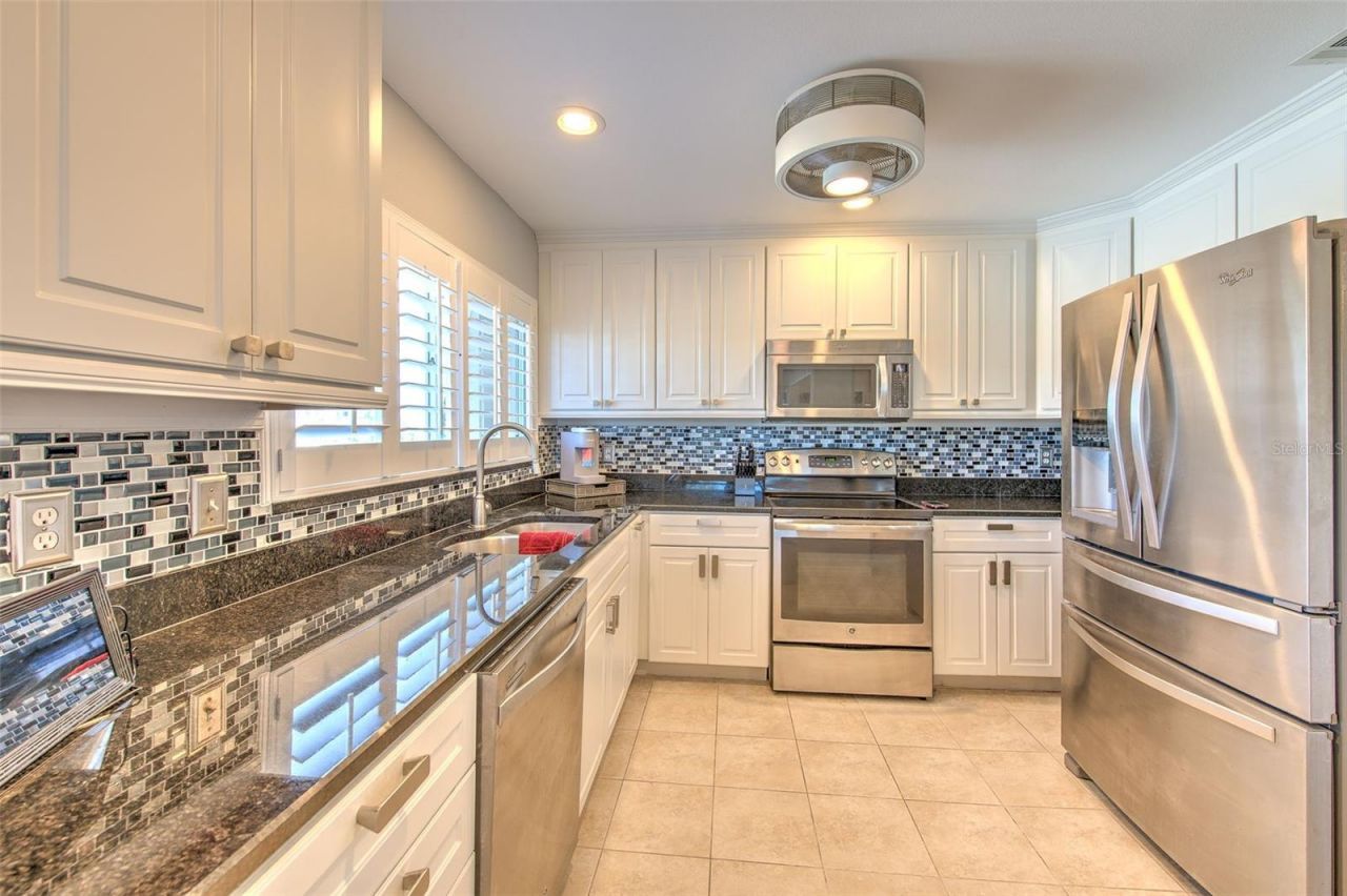 1008 Apollo Beach Boulevard, Unit 201, Apollo Beach, FL 33572 Photo