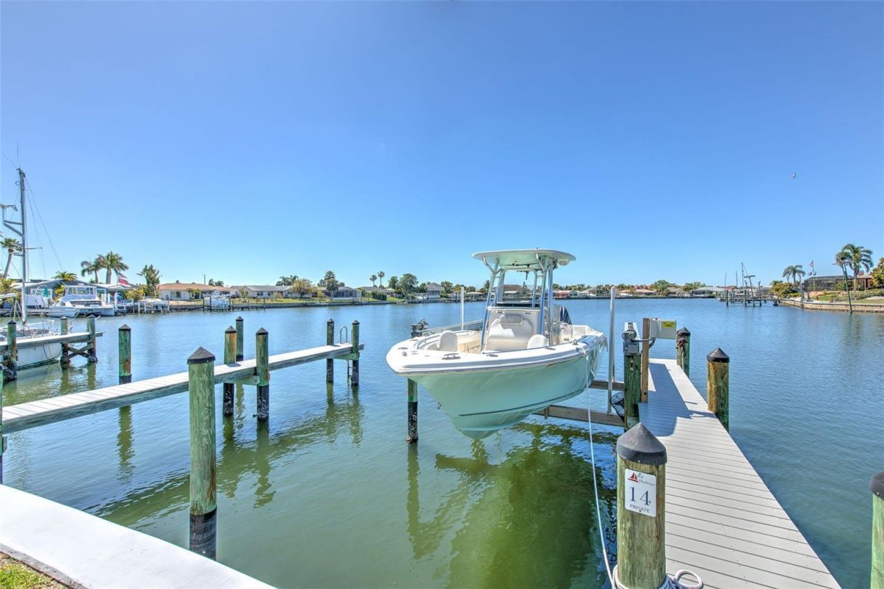 1008 Apollo Beach Boulevard, Unit 201, Apollo Beach, FL 33572 Photo
