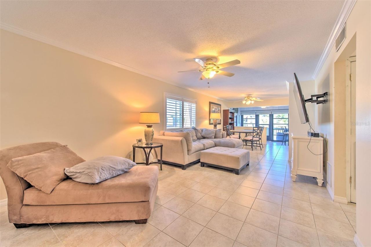 1008 Apollo Beach Boulevard, Unit 201, Apollo Beach, FL 33572 Photo