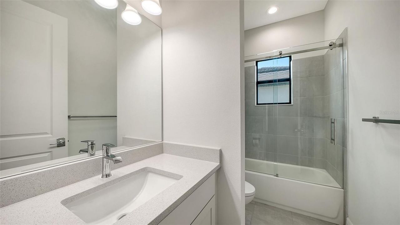 8950 Baroque Terrace, Sarasota, FL 34240 Photo