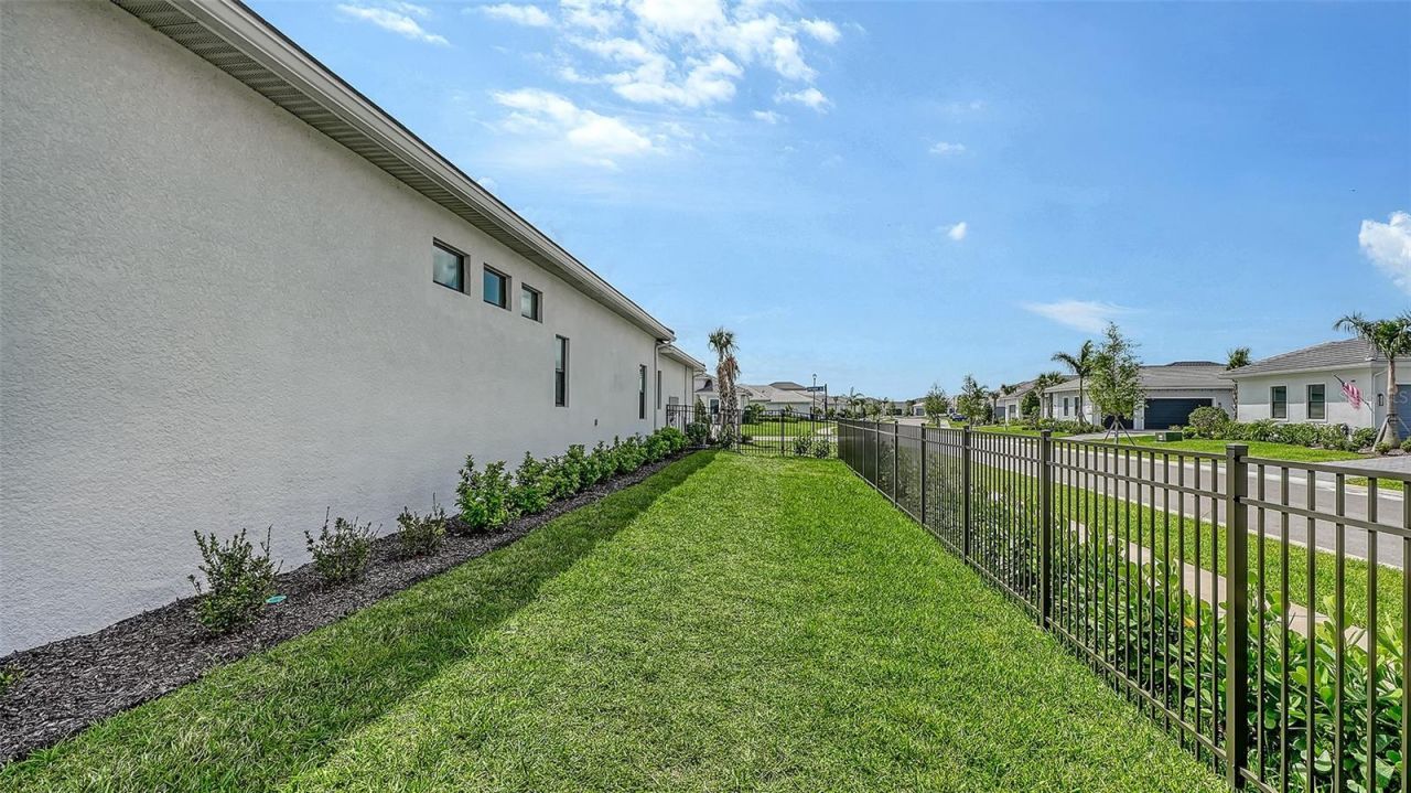 8950 Baroque Terrace, Sarasota, FL 34240 Photo