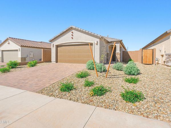 24996 N 174th Lane, Surprise, AZ 85378