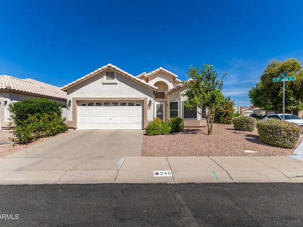 240 W ENSUENO Street, Gilbert, AZ 85233