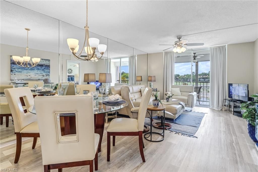 190 Turtle Lake Ct, Unit 6, Naples, FL 34105 Photo