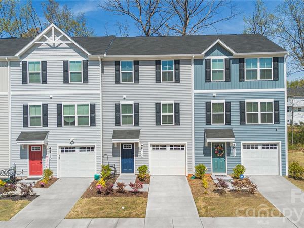 6109 Carrick Bend Court, Charlotte, NC 28269