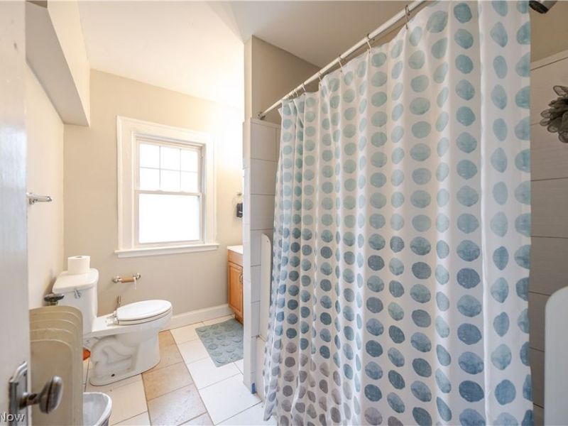 3152 E Derbyshire Road, Cleveland Heights, OH 44118 Photo 11