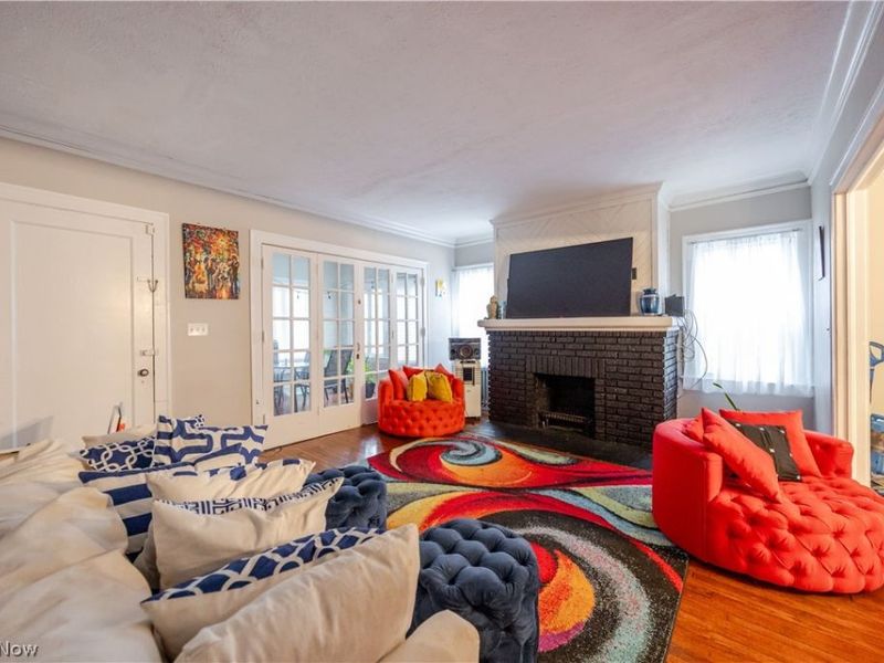 3152 E Derbyshire Road, Cleveland Heights, OH 44118 Photo 2