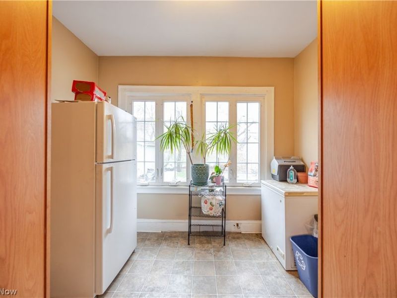 3152 E Derbyshire Road, Cleveland Heights, OH 44118 Photo 26