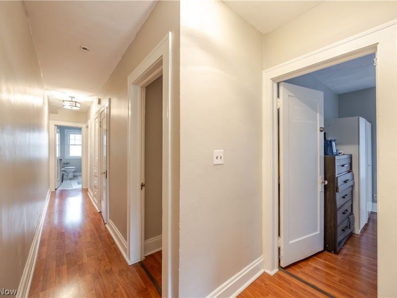 3152 E Derbyshire Road, Cleveland Heights, OH 44118 Photo 9