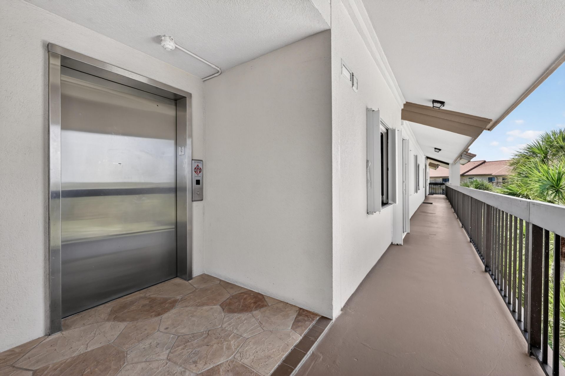 301 Ocean Bluffs Boulevard, Unit 5040, Jupiter, FL 33477 Photo