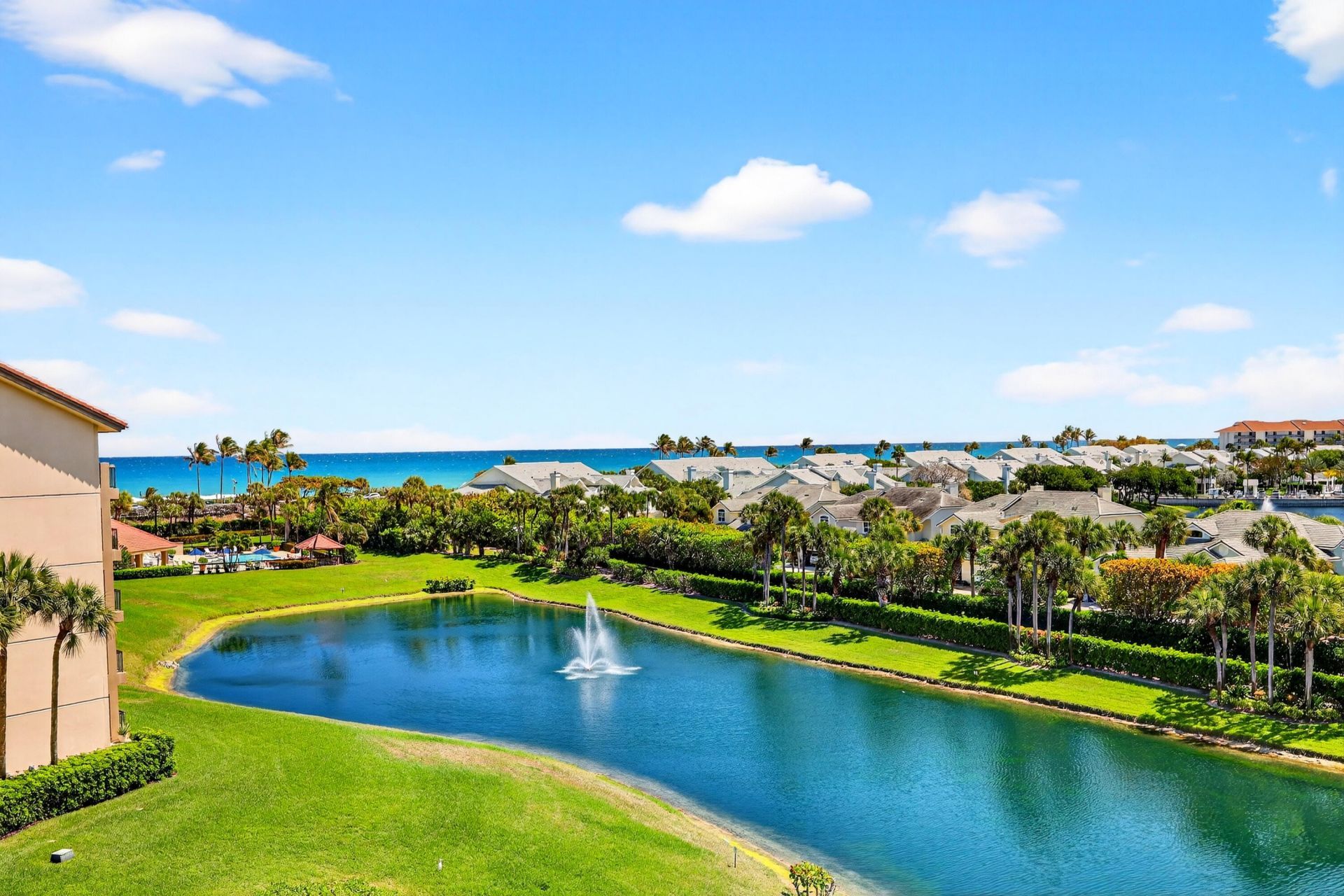 301 Ocean Bluffs Boulevard, Unit 5040, Jupiter, FL 33477 Photo