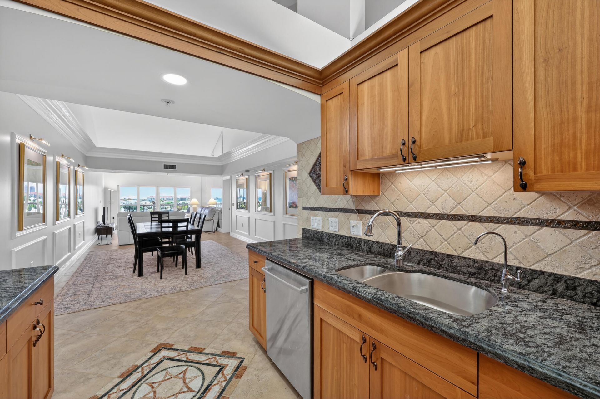 301 Ocean Bluffs Boulevard, Unit 5040, Jupiter, FL 33477 Photo