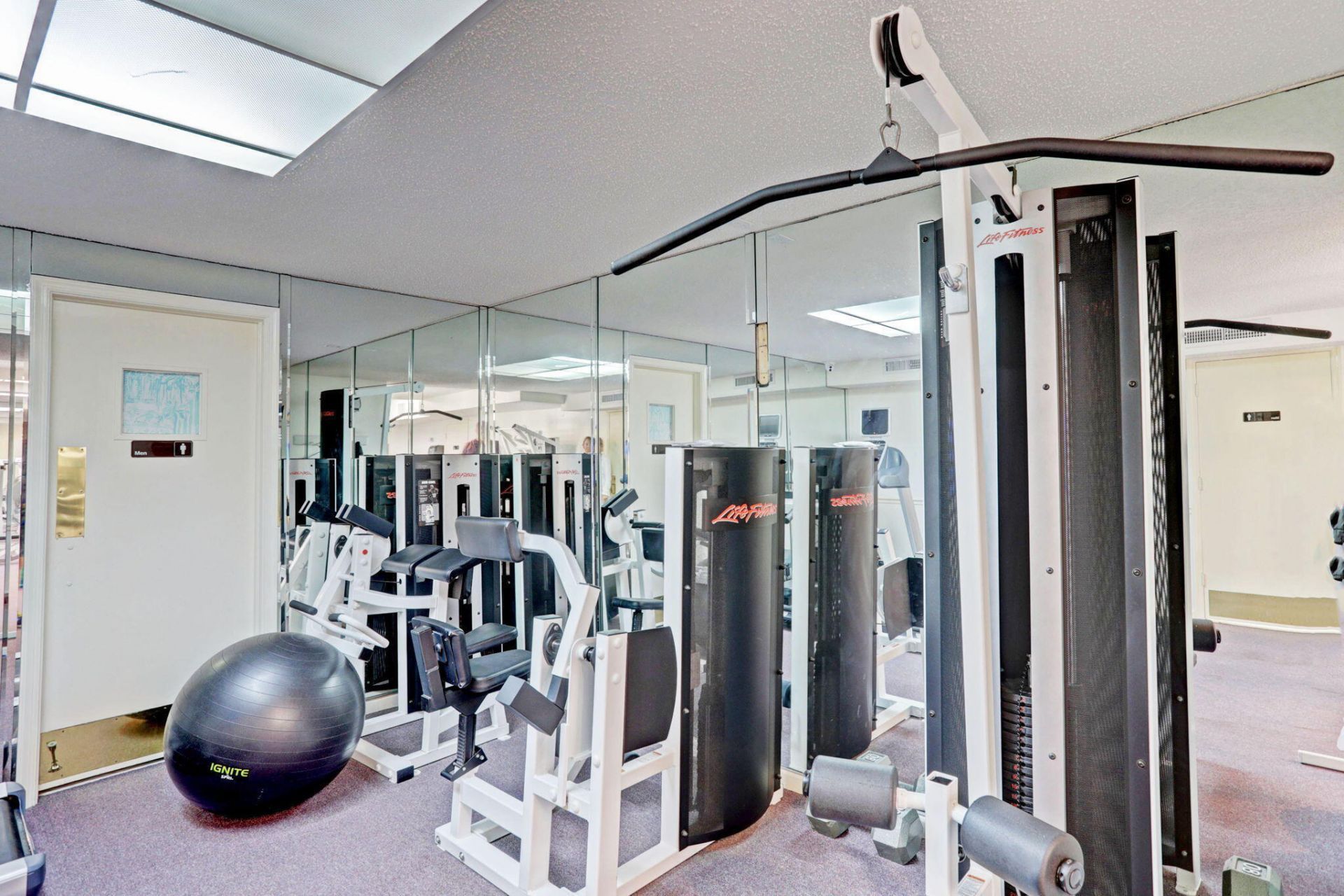 3440 S Ocean Boulevard S, Unit 401, Palm Beach, FL 33480 Photo