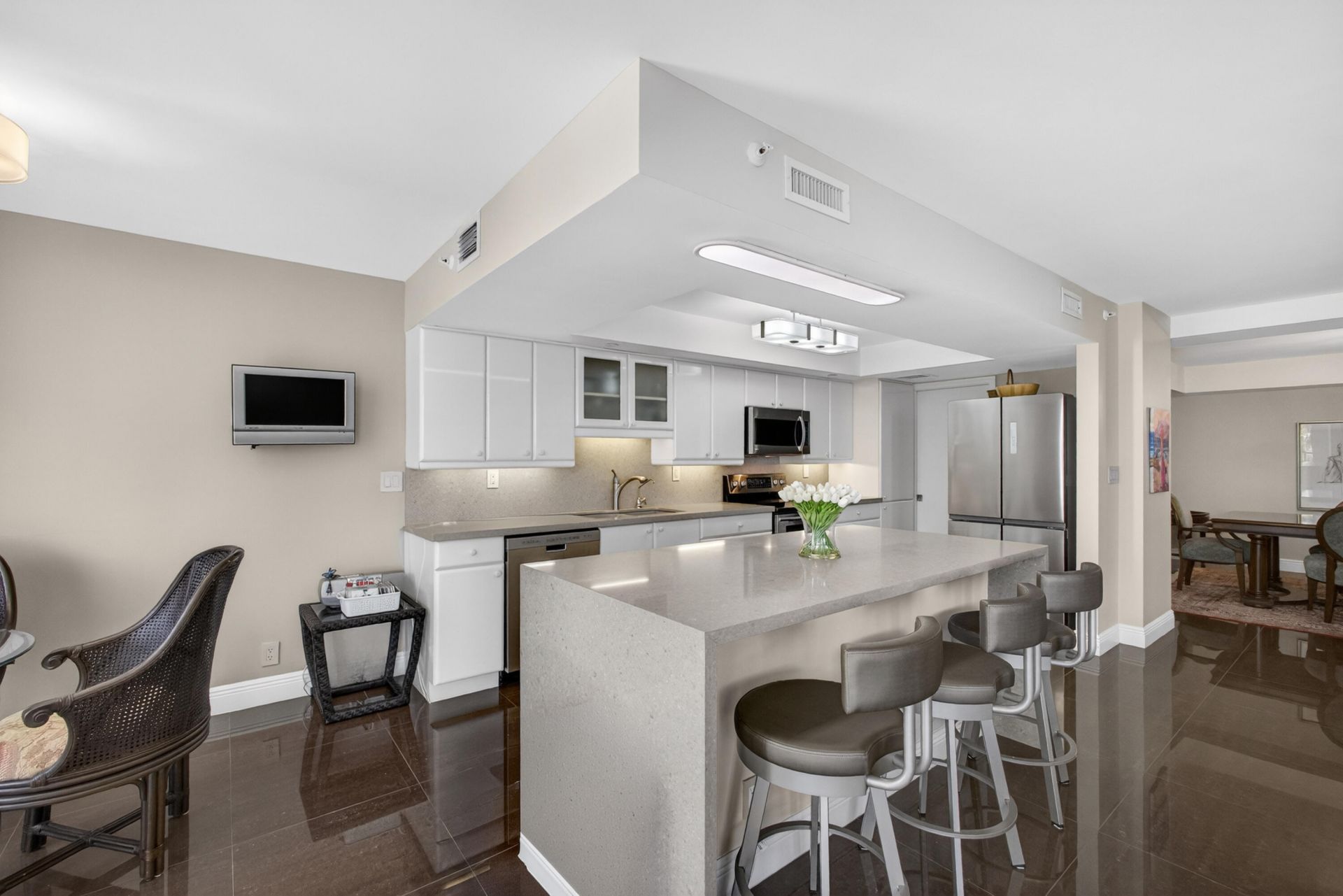 3440 S Ocean Boulevard S, Unit 401, Palm Beach, FL 33480 Photo