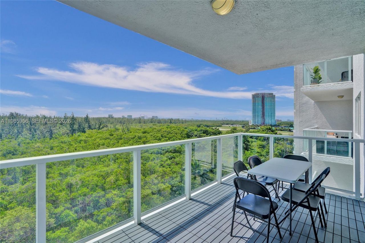 14951 Royal Oaks Ln , Unit 803, North Miami, FL 33181 Photo