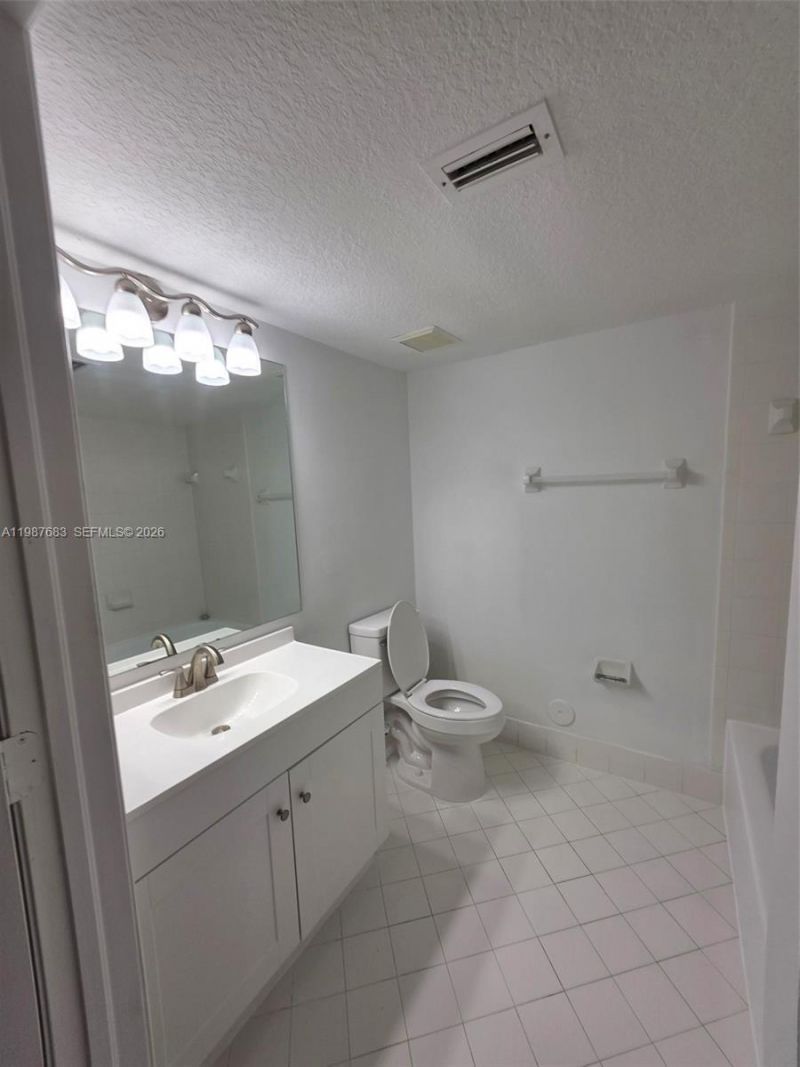 2911 SE 13th Ave, Unit 101-49, Homestead, FL 33035 Photo