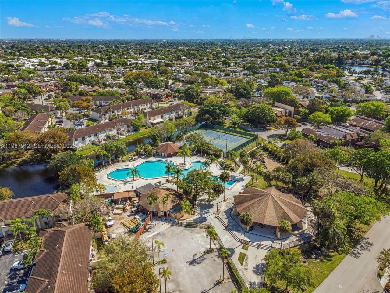 6507 SW 116th Pl, Unit C, Miami, FL 33173 Photo