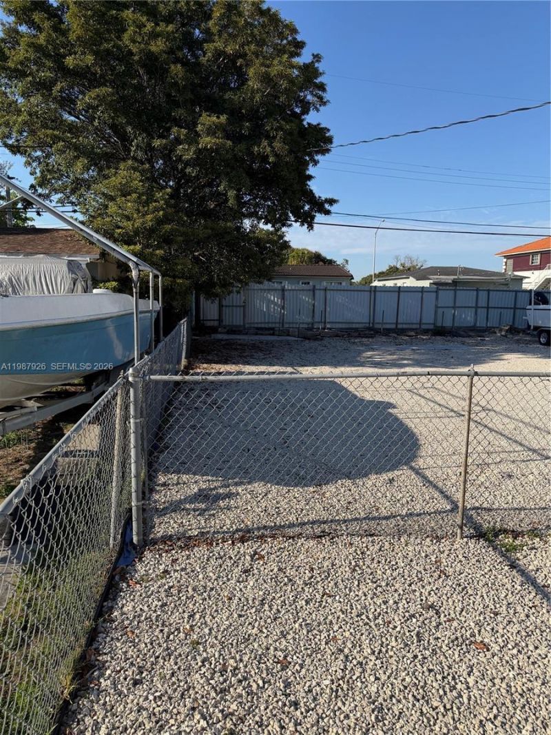 217 E 48th St , Unit 2, Hialeah, FL 33013 Photo