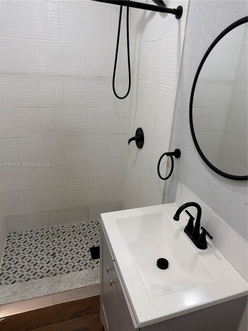 217 E 48th St , Unit 2, Hialeah, FL 33013 Photo